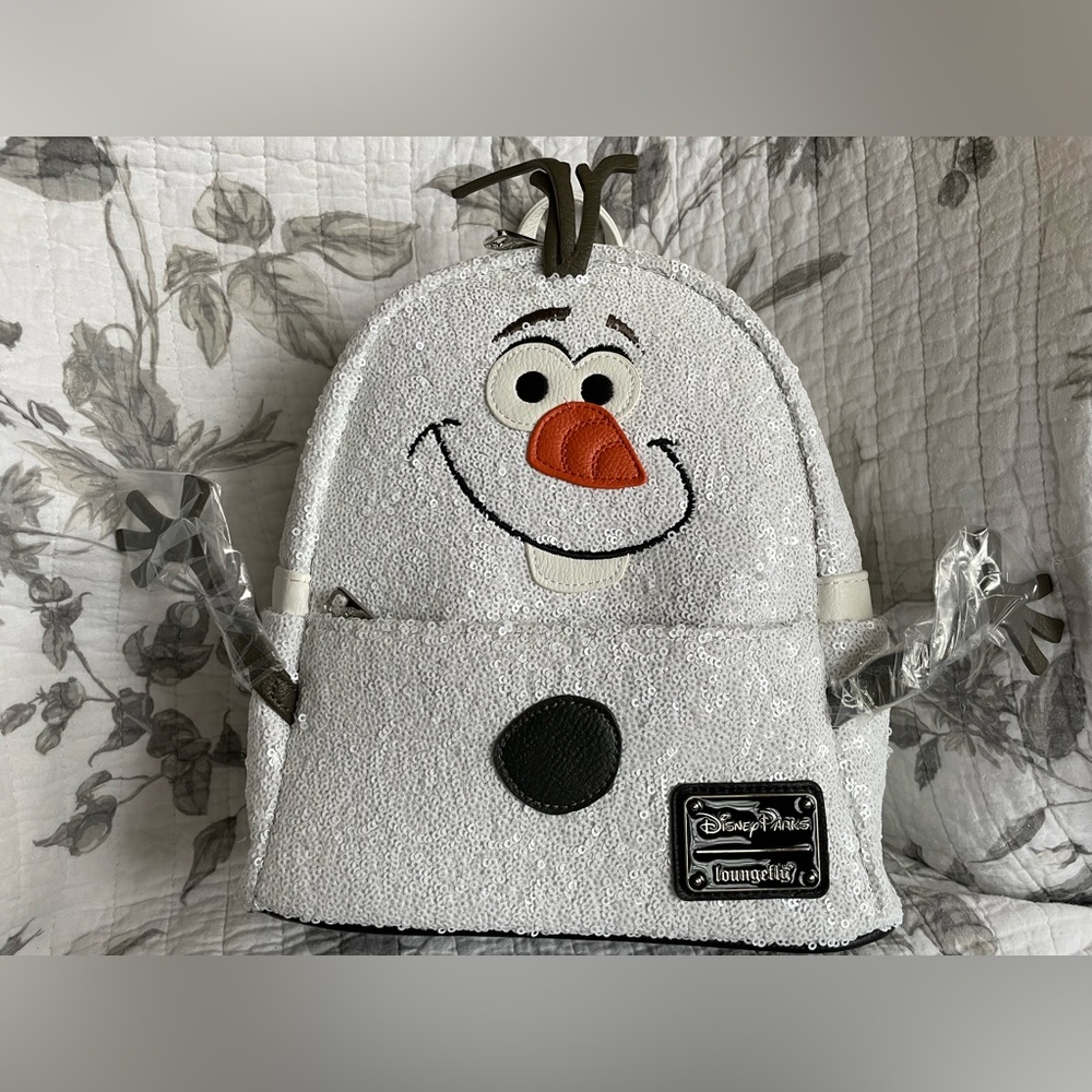 Loungefly Olaf Mini backpack